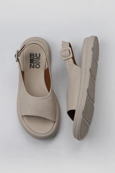 Женские сандалии Bueno Shoes, модель 01WY9404, светлая термо-основа, верх и подкладка из кожи, каблук 3 см, цвет кремовый - фото 1