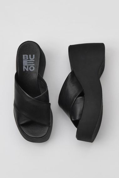 Bueno Shoes Kadın Dolgu Topuklu Terlik 01WY9005 - fotoğraf 1