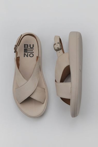Bueno Shoes Kadın Düz Sandalet 01WY2302 - fotoğraf 1