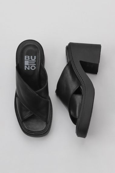 Bueno Shoes Kadın Dolgu Topuklu Terlik 01WY12703 - fotoğraf 1