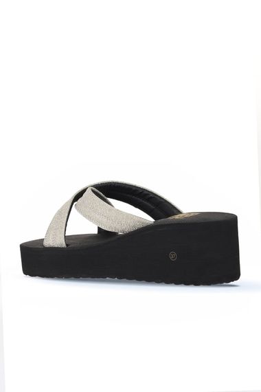 Bueno Shoes Kadın Dolgu Topuklu Terlik 26WT230064 - fotoğraf 4