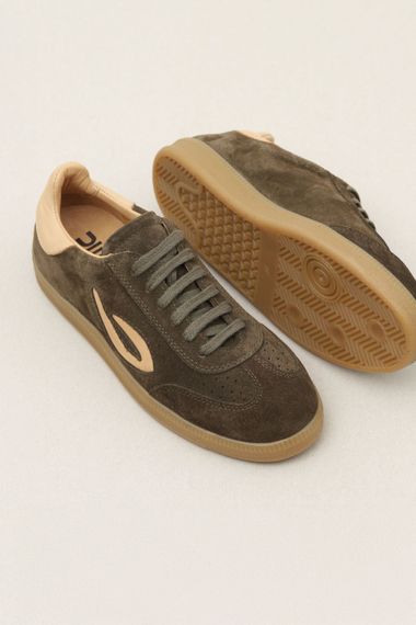 Женские спортивные кроссовки Bueno, нубуковая поверхность, кожаная подкладка, высота каблука 2,5 см, цвет хаки, размеры 36-40 - фото 5