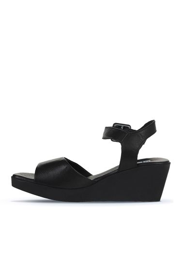Bueno Shoes Kadın Dolgu Topuklu Sandalet 01WY2400 - fotoğraf 4