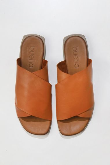 Жіночі шкіряні шлепанці Bueno, 3 см підошва, колір: пудровий, рожевий, жовтий, бежевий, темно-синій, рожева шкіра, розмір 35-38 - фото 1