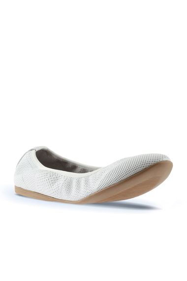 Жіночі балетки Bueno Shoes 01WQ0117, шкіряні, з термо-матеріалом, висота підборів 1 см, доступні в розмірах 35-41 та кольорах: сірий, фуксія, білий, жовтий, таба - фото 3