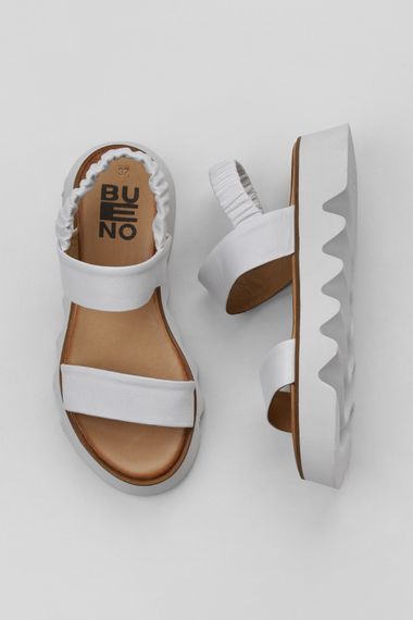 Женские сандалии Bueno Shoes 01WS8001 из кожи, высота каблука 4 см, доступные в белом, пудровом, черном и хаки цветах, размеры 36-41 - фото 1