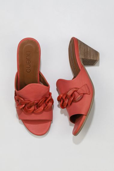 Bueno Shoes شباشب نسائي بكعب 01WU11300 - صورة 1