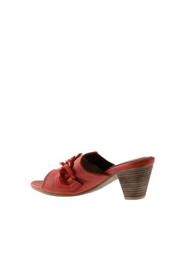 Bueno Shoes شباشب نسائي بكعب 01WU11300 - صورة 5