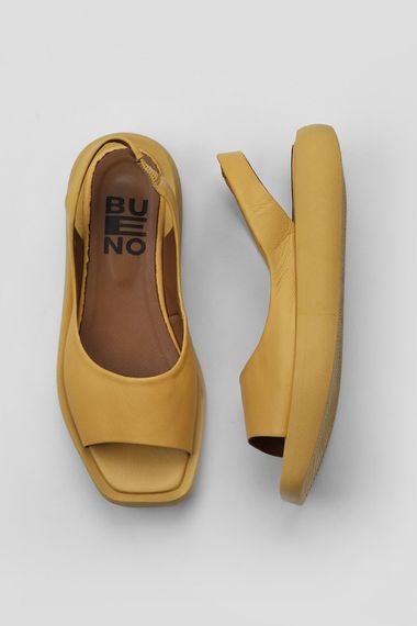 Bueno Shoes Kadın Dolgu Topuklu Sandalet 01WY1014 - fotoğraf 1