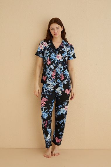 Dreamy Çiçekli Önden Düğmeli Kısa Kollu Pegasus Gömlek Pijama Takımı - صورة 2