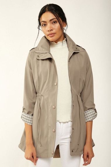 Women's Beige Pocket Detailed, Gathered Waist, Lined Trench Coat HZL22W-BD156691 - photo 3