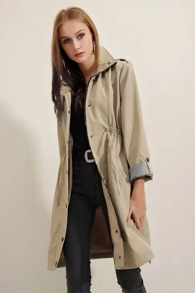 Women's Beige Pocket Detailed, Gathered Waist, Lined Long Trench Coat HZL23W-BD158081 - photo 4