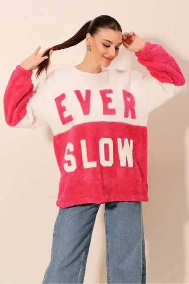 Kadın Fuşya Beyaz Blok EVER SLOW Baskılı Rahat Peluş Sweatshirt HZL23W-BD1554781 - fotoğraf 2