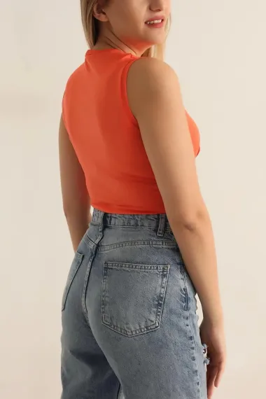 Женская оранжевая обтягивающая блуза с узлом спереди, круглым вырезом и коротким рукавом, 95% полиэстер, 5% эластан, размеры 34-40 - фото 4