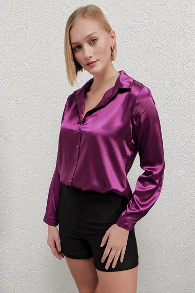Kadın Mor Hafif Dökümlü Saten Yüzeyli Gömlek Hzl22w-bd139641 - fotoğraf 1