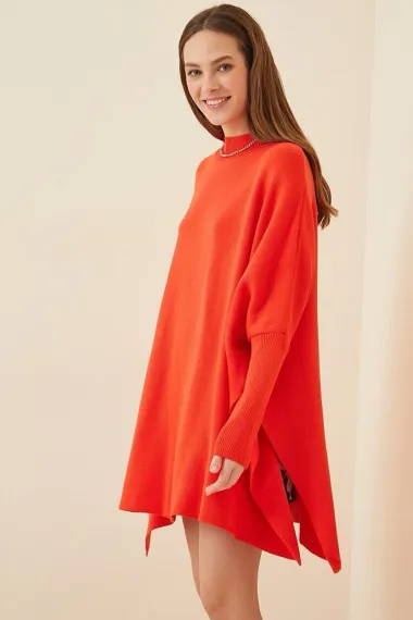 سترة تريكو بونشو كبيرة الحجم باللون الأحمر HZL23W-BD1100761 للنساء - صورة 3