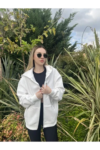 Kadın Beyaz Kapüşonlu Fermuarlı Şardonlu Oversize Sweatshirt HZL24W-ZK146 - fotoğraf 4