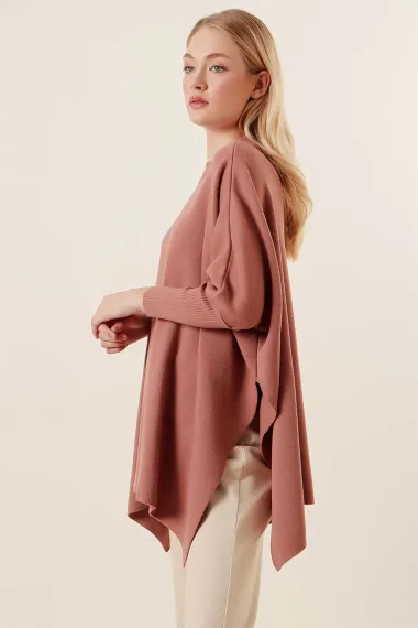 Жіночий панчо світшот з розрізами, 100% акрил, вільний крій, універсальний розмір - фото 4