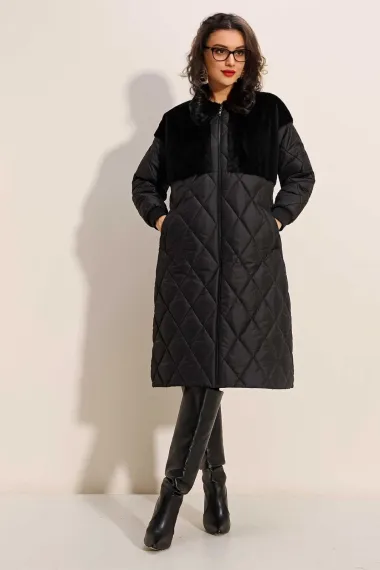 Kadın Siyah Peluş Detaylı Oversize Kapitone Uzun Mont HZL25W-BD151851 - photo 1