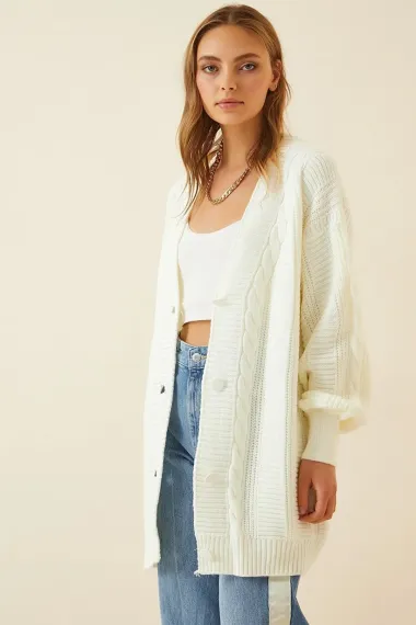 Жіноча светр з довгими кнопками, в'язаний, світло-кремовий, стандартного розміру, комфортний крій, розмір 36-42, виготовлено в Туреччині - фото 1