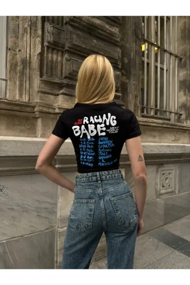 Женская обрезная блуза Racing Babe с принтом, черная, органический хлопок, короткие рукава, размеры 34-40 - фото 5