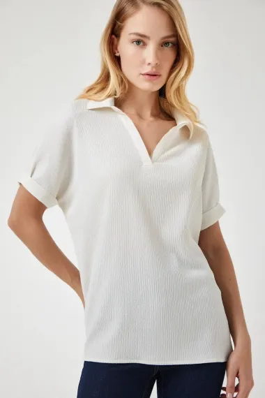 Женская блуза экрю с воротником-поло, широкий крой, вязаная, состав: 93% полиэстер, 7% лайкра, размеры 36-44 - фото 4