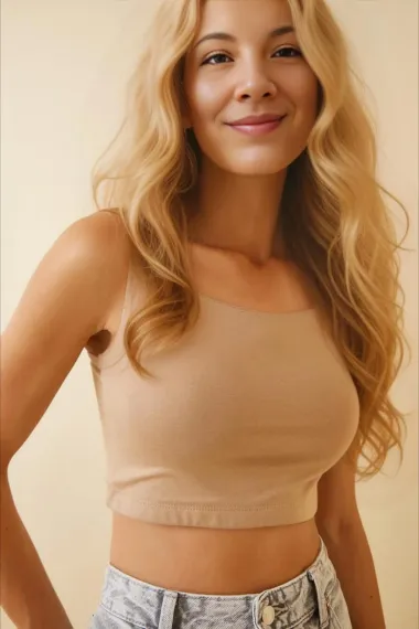 Женский вязаный бюстье на бретелях, 95% полиэстер, 5% лайкра, длина 40 см, обхват груди 70 см, размер S/36, произведено в Турции - фото 2