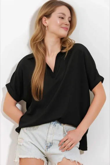 Kadın Siyah Polo Yaka Geniş Kesim Örme Bluz HZL24S-BD104861 - fotoğraf 2