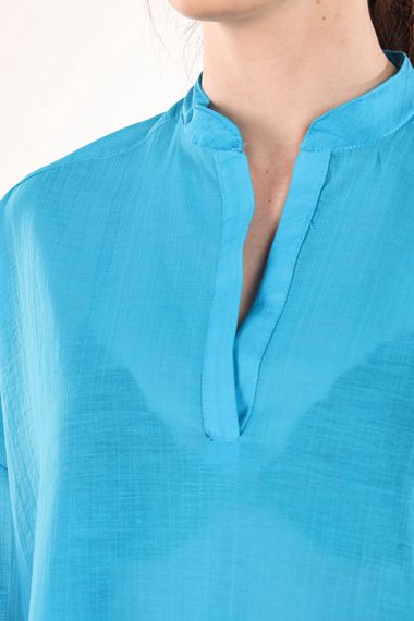 BLUE V-COLLAR BUTTONLESS COMFORTABLE THIN SHIRT - photo 2