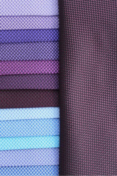 Men's Plum Color Dobby Eyelet Pattern Narrow Handkerchief Tie