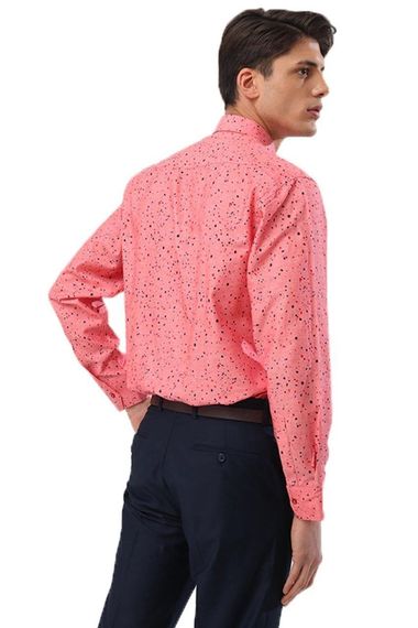 قميص بأكمام طويلة كلاسيكي مطبوع رقمي وردي للرجال - صورة 3