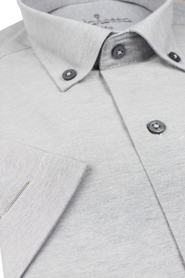 Varetta Erkek Gri Kısa Kol Klasik Kesim Yaka Düğmeli Pamuk Saten Gömlek - fotoğraf 2