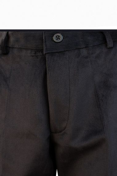 Varetta Erkek Siyah Kışlık Kadife İnce Fitilli  Cepli Klasik Kesim Pantolon - fotoğraf 2