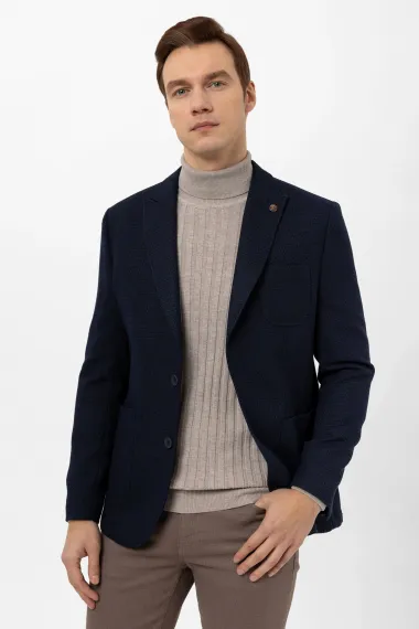 Узкий жакет с армированными деталями, 48 размер, темно-синий, с двумя пуговицами и карманами с откидными крышками - фото 2