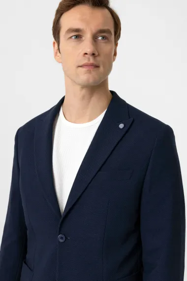 Узкий костюм с узором, классическая форма, 63% ПЭ, 33% вискоза, 4% ЭА, цвет темно-синий, размеры 48-56, карманы встраиваемые, воротник моно - фото 5