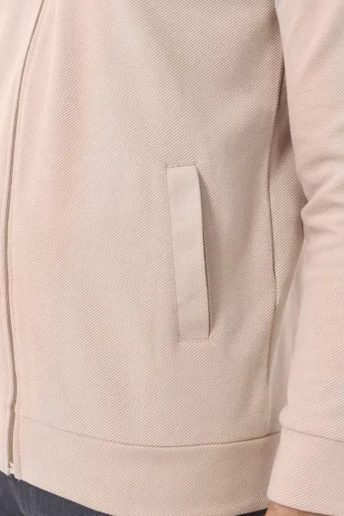 Класичний капітонний кардиган бежевого кольору з чверть-стійкою коміром та комфортним кроєм з 82% бавовни - фото 5