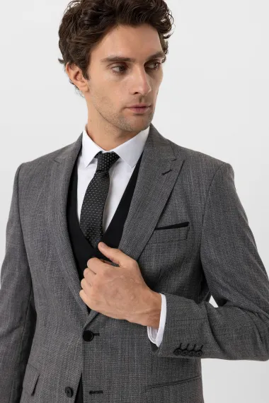 بدلة رسمية بقصة ضيقة بتصميم مخطط مع سترة، مصنوعة من 71% بوليستر و27% فيسكوز، تتوفر بأحجام مختلفة ولون أسود - صورة 5