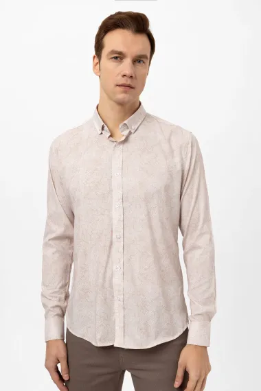 Сорочка зі стильною манжетою, приталена, з бежевим кольором та тканини поліестер-котон, для бізнес-кежуал образу - фото 5