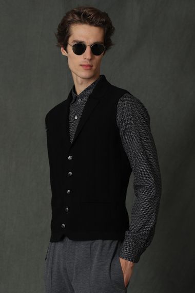 Level V Neck Vest Black - photo 3