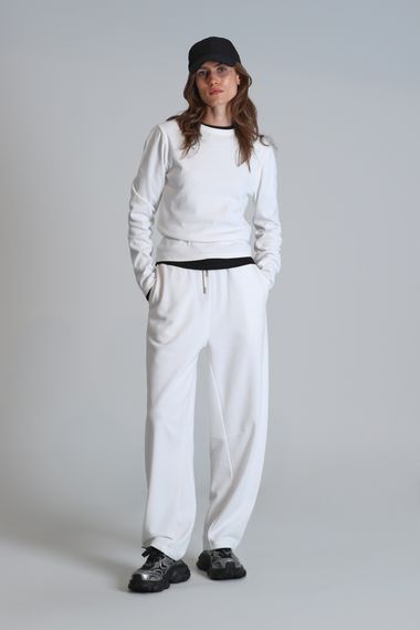 Жіноча футболка Amaya Regular Fit кольору екру, доступні розміри S, M, L, XL, XXL, XS - фото 2