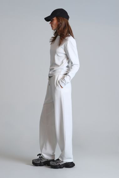 Жіноча футболка Amaya Regular Fit кольору екру, доступні розміри S, M, L, XL, XXL, XS - фото 4