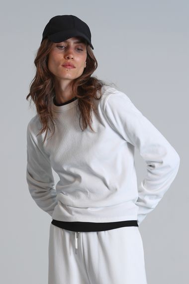 Жіноча футболка Amaya Regular Fit кольору екру, доступні розміри S, M, L, XL, XXL, XS - фото 5