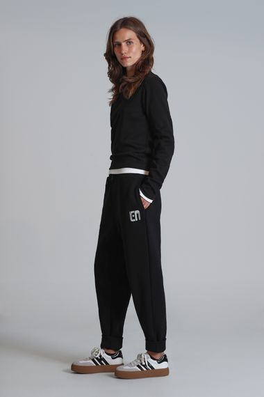 Футболка Amaya женская черная обычного кроя, доступна в размерах S, M, L, XL, XS, XXL - фото 4