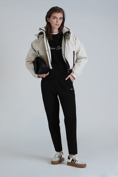 Жіночий спортивний костюм з в'язаної амбрової тканини, чорний, розміри S, XS, M, L - фото 3