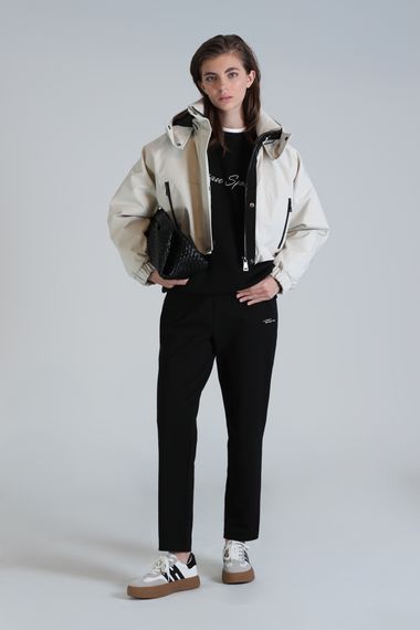 Жіночий спортивний костюм з в'язаної амбрової тканини, чорний, розміри S, XS, M, L - фото 5