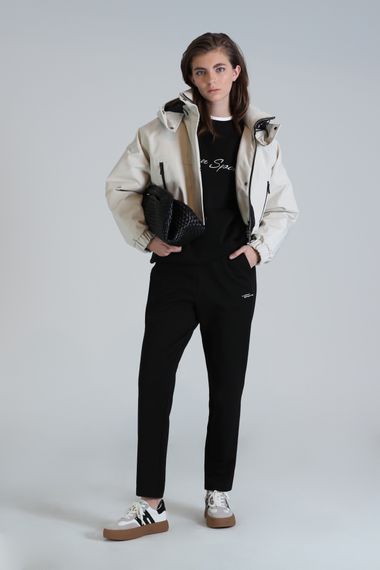 Жіночий спортивний костюм з в'язаної амбрової тканини, чорний, розміри S, XS, M, L - фото 1