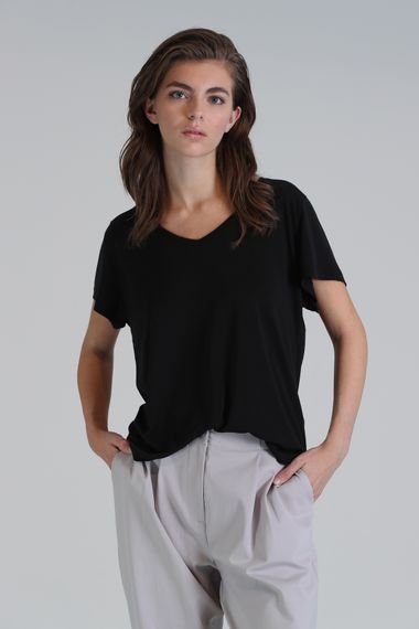 Ufızı Kadın T- Shırt Siyah - fotoğraf 3