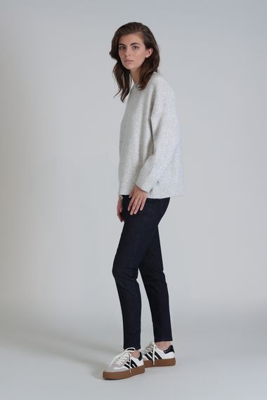 Чоловічі джинси денім темно-синього кольору, доступні в розмірах S, M, L, XL, XS - фото 3