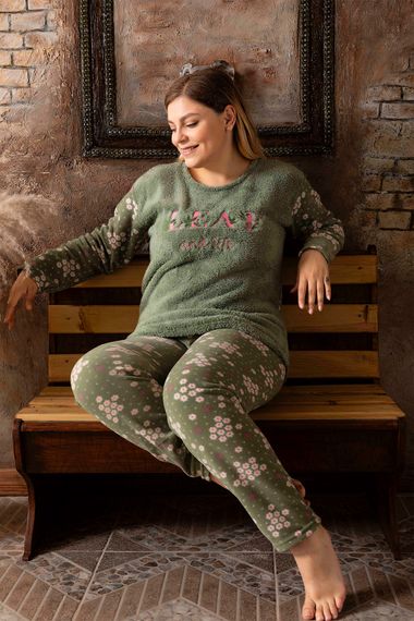 Nisanca Büyük Beden Peluş Polar Pijama Takımı- Kışlık Büyük Beden Kadın Pijama  - fotoğraf 1