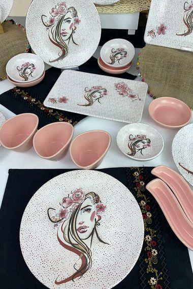 Girl 19 Pieces 6 Person Breakfast Set